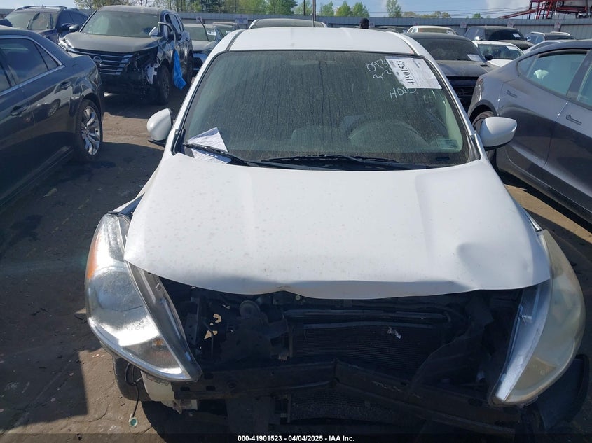 2018 NISSAN VERSA 1.6 SV - 3N1CN7AP0JK409549