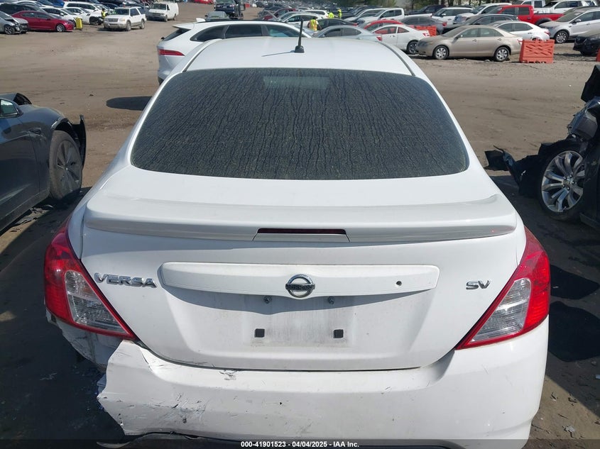 2018 NISSAN VERSA 1.6 SV - 3N1CN7AP0JK409549