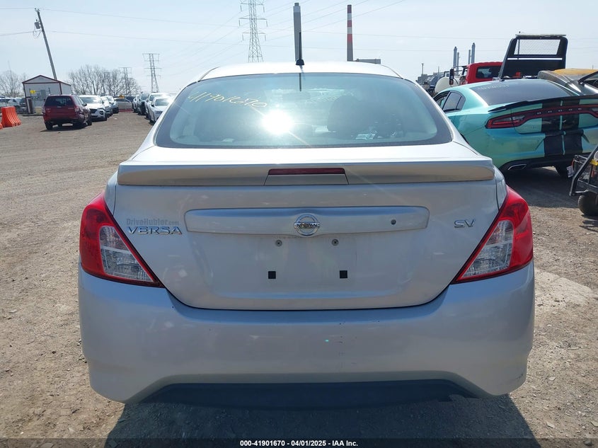 2017 NISSAN VERSA 1.6 SV - 3N1CN7AP5HK449460