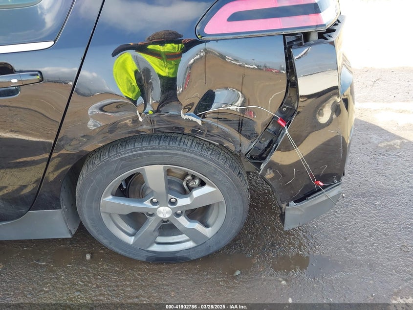 2012 CHEVROLET VOLT VIN: 1G1RD6E44CU117127
