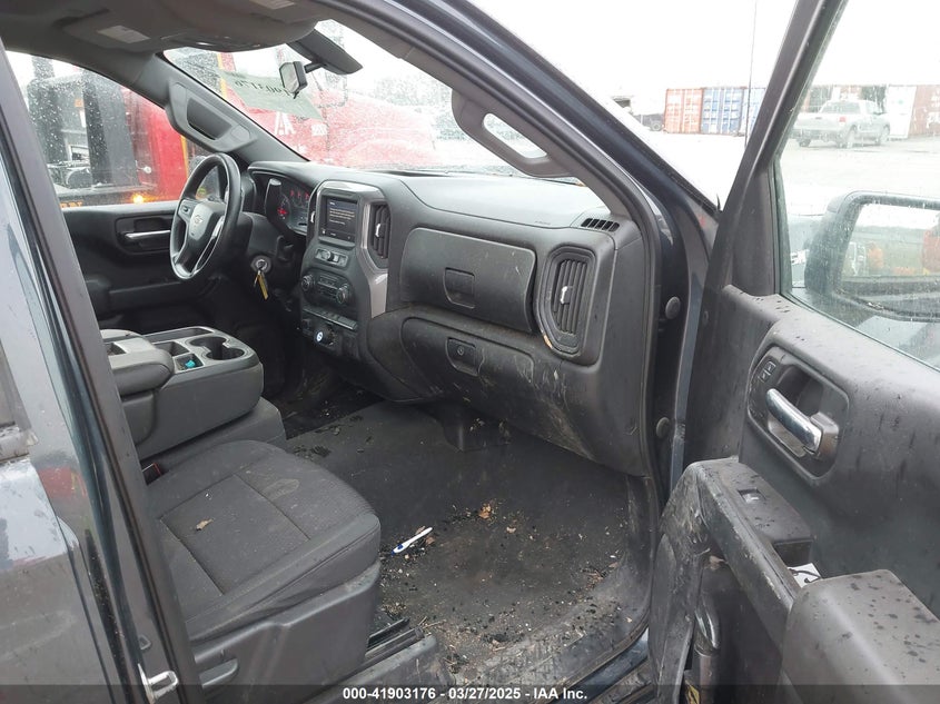 2021 CHEVROLET SILVERADO 1500 VIN: 1GCUYBEF6MZ125752
