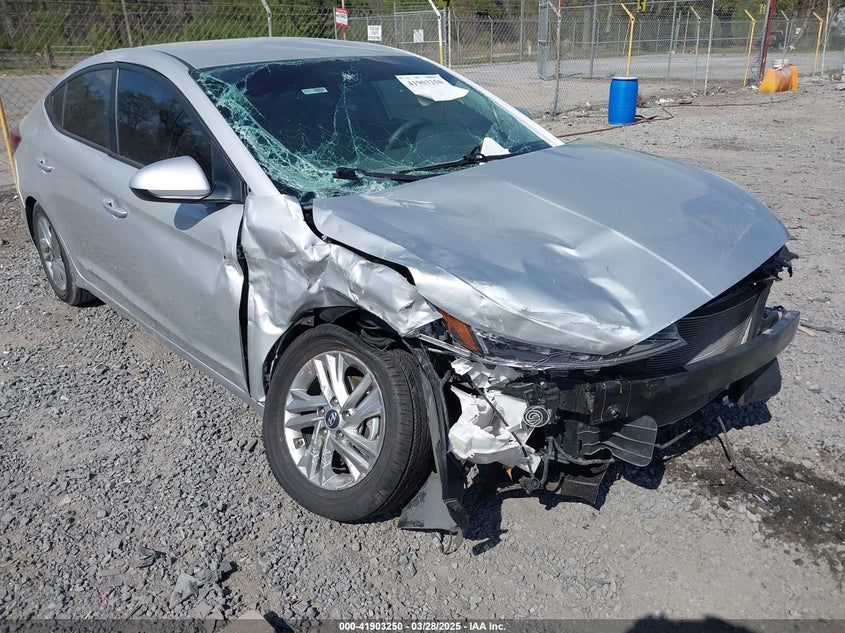 2019 HYUNDAI ELANTRA VIN: KMHD84LF3KU806522