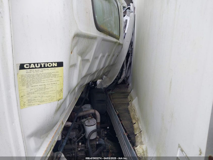 2002 Isuzu Nqr VIN: JALE5B14127902038 Lot: 41903274