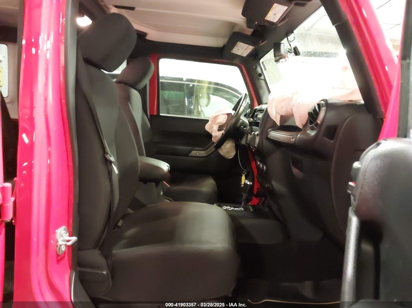 2016 JEEP WRANGLER UNLIMITED SPORT - 1C4HJWDG9GL308299