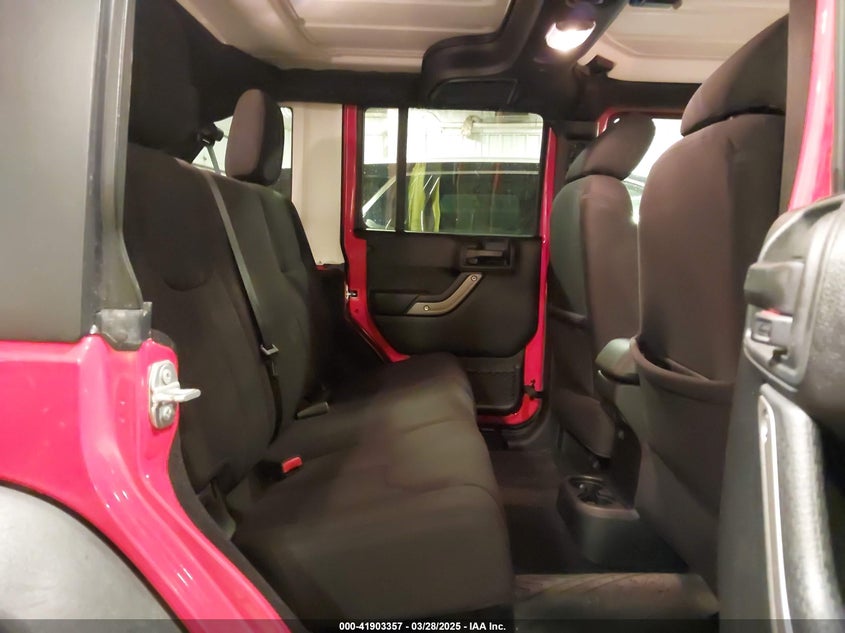 2016 JEEP WRANGLER UNLIMITED SPORT - 1C4HJWDG9GL308299