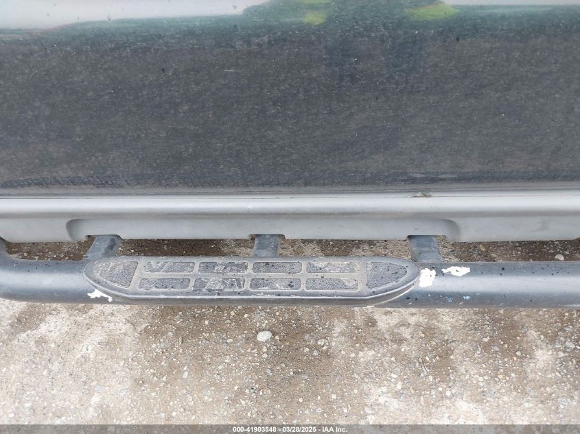 2002 Chevrolet Tahoe Z71 VIN: 1GNEK13Z82R181919 Lot: 41903548