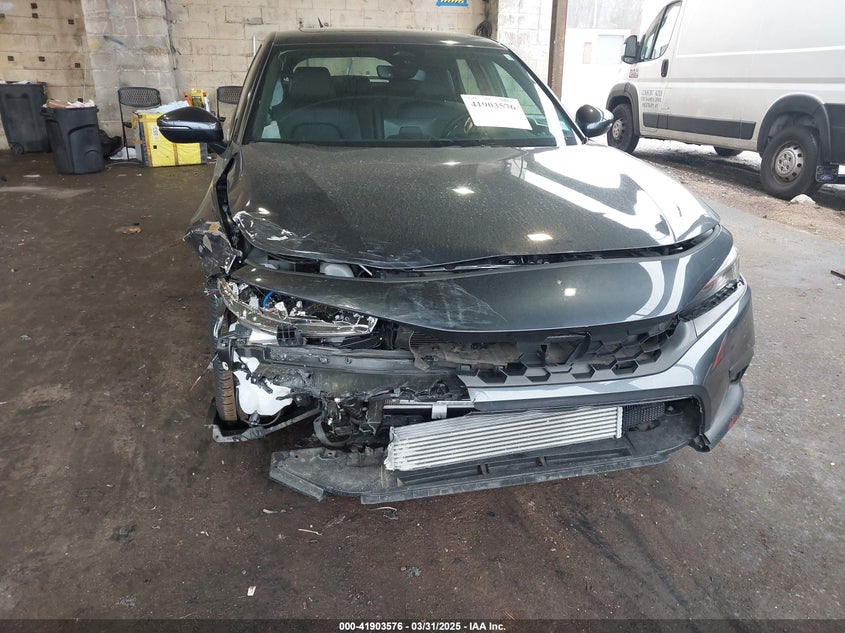 2024 HONDA CIVIC VIN: 19XFL1H86RE009873