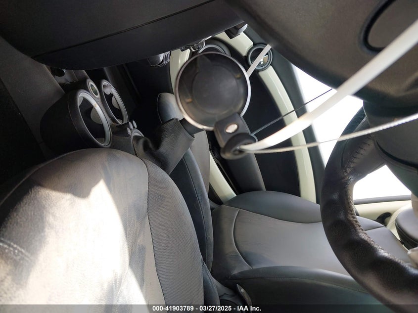 2013 MINI HARDTOP COOPER - WMWSU3C54DT682307