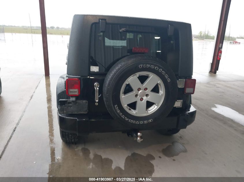 2007 Jeep Wrangler Unlimited Sahara VIN: 1J4GB591X7L227636 Lot: 41903987