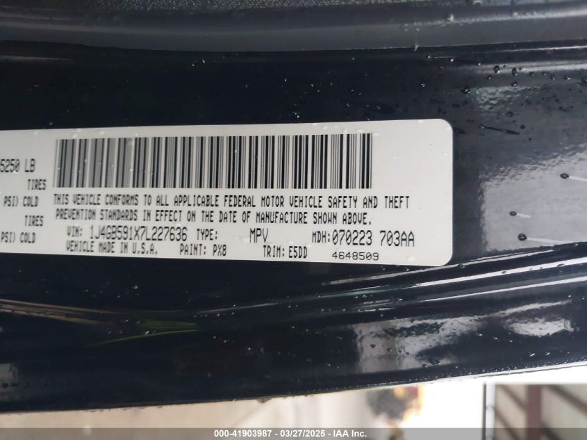 2007 Jeep Wrangler Unlimited Sahara VIN: 1J4GB591X7L227636 Lot: 41903987