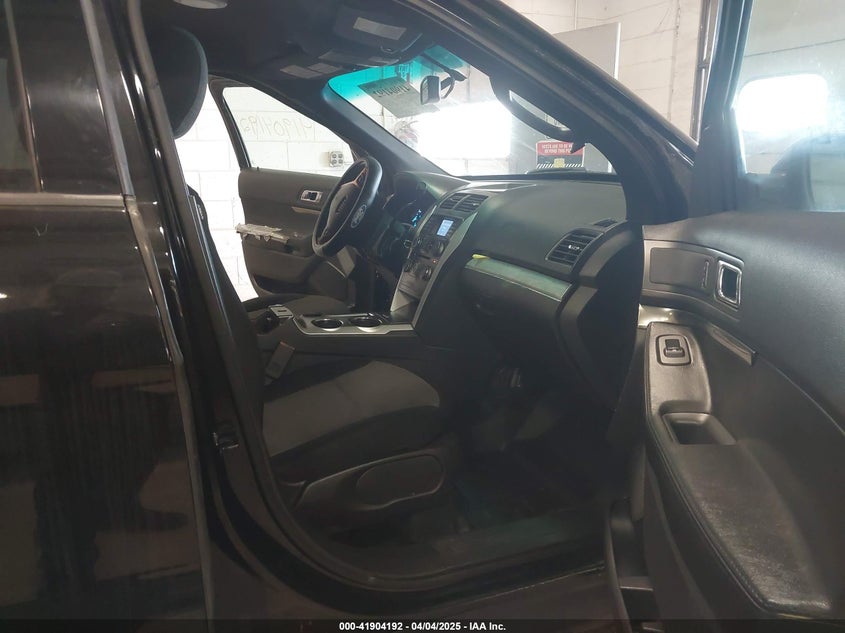 2015 FORD UTILITY POLICE INTERCEPTOR VIN: 1FM5K8AR4FGA28536