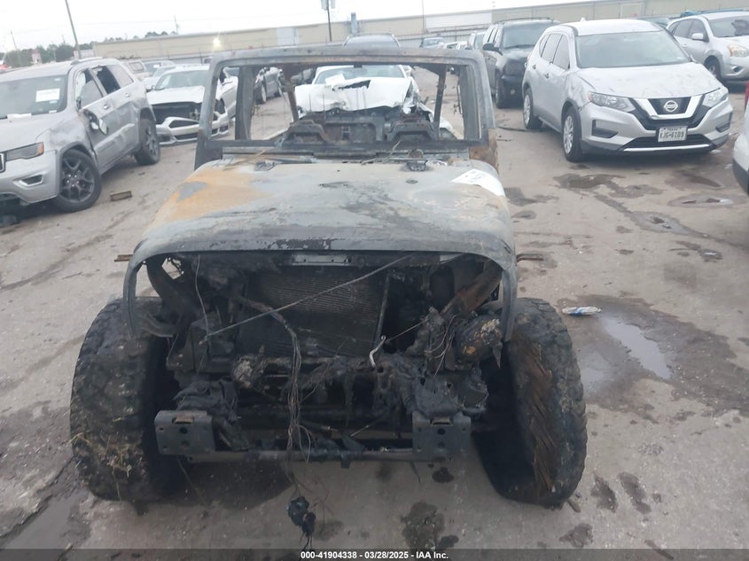 2010 Jeep Wrangler Unlimited Sahara VIN: 1J4HA5H13AL103417 Lot: 41904338