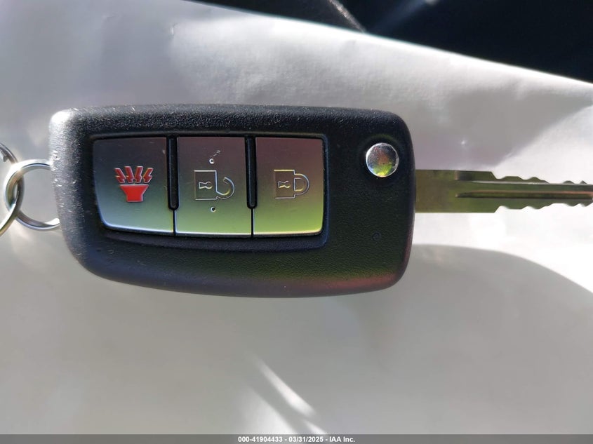 2015 NISSAN ROGUE S/SL/SV - KNMAT2MTXFP552889