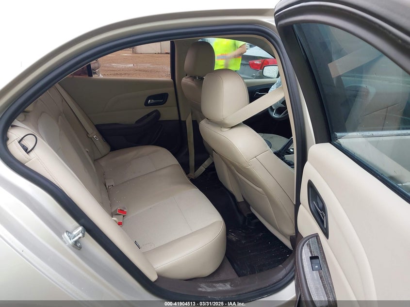 2014 CHEVROLET MALIBU VIN: 1G11C5SL1EF210572