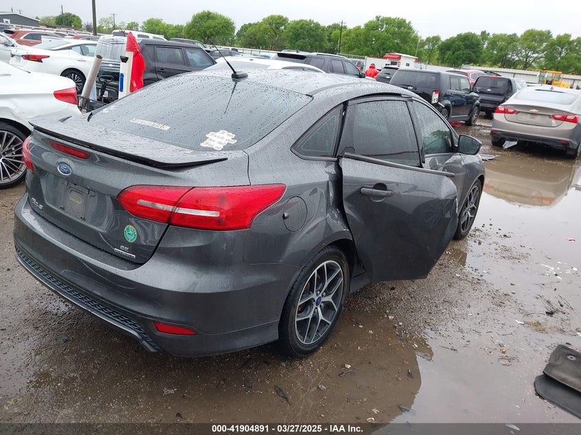 2016 FORD FOCUS VIN: 1FADP3F23GL359980