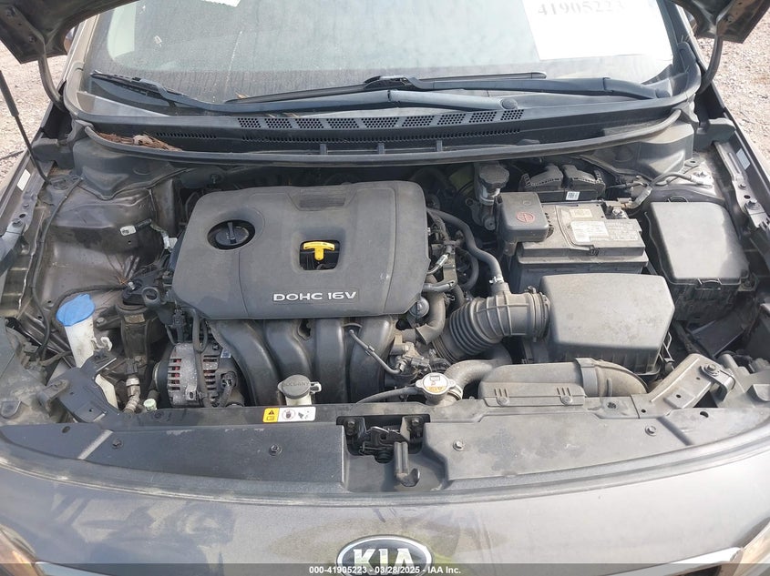 2017 KIA FORTE VIN: 3KPFK4A76HE135445