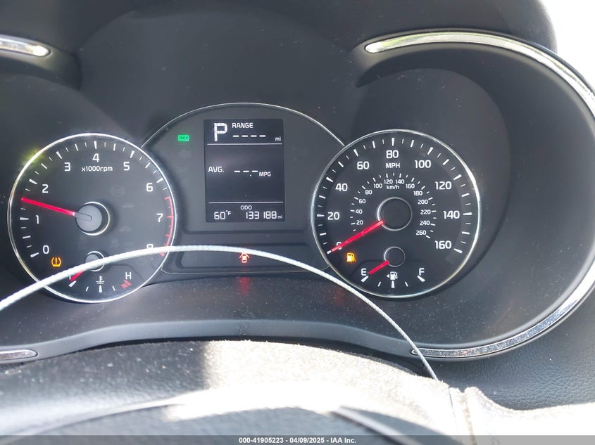 2017 KIA FORTE VIN: 3KPFK4A76HE135445
