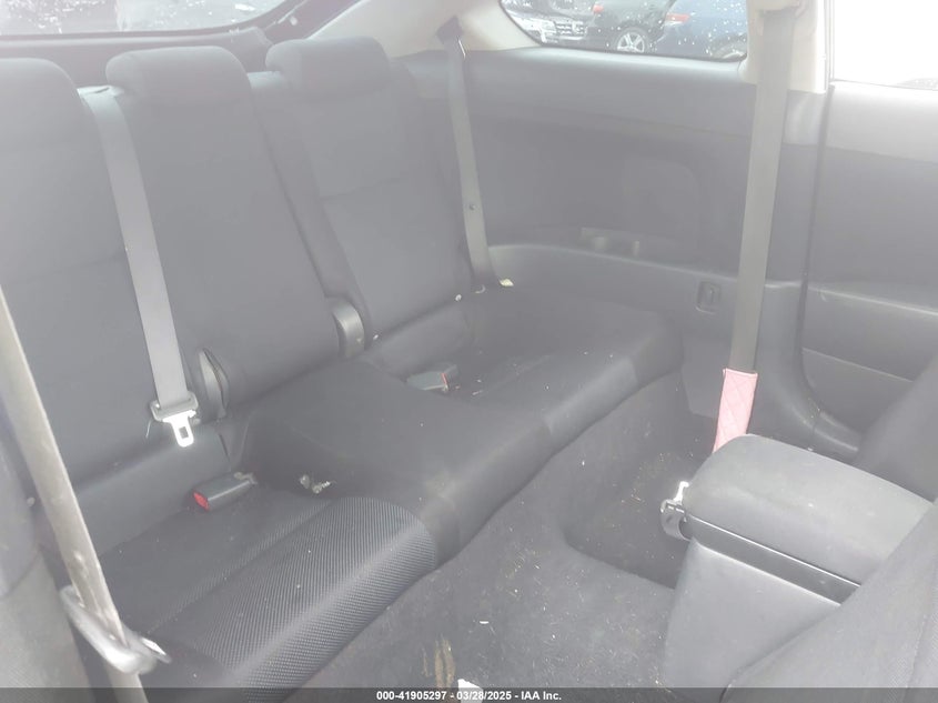 2006 TOYOTA SCION TC VIN: JTKDE167760081352