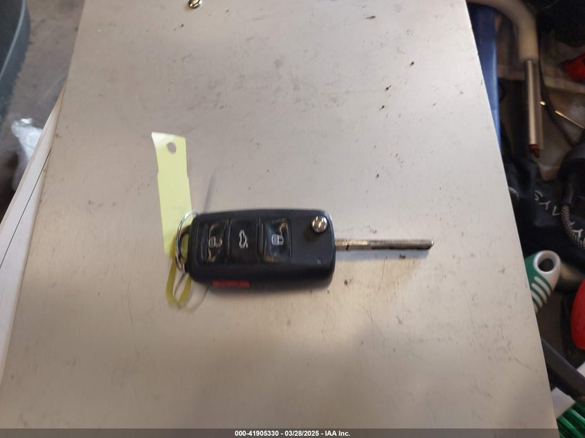 2011 Volkswagen Jetta 2.0L S VIN: 3VW2K7AJ5BM335139 Lot: 41905330