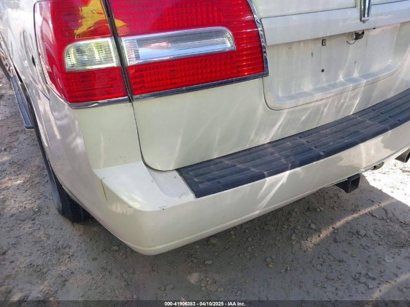 2008 Lincoln Navigator VIN: 5LMFU285X8LJ20420 Lot: 41906383