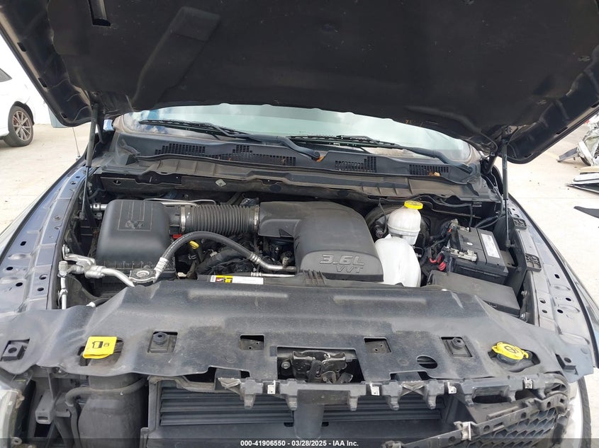 2018 Ram 1500 Express 4X4 6'4 Box/Tradesman 4X4 6'4 Box VIN: 1C6RR7FG3JS29594 Lot: 41906550