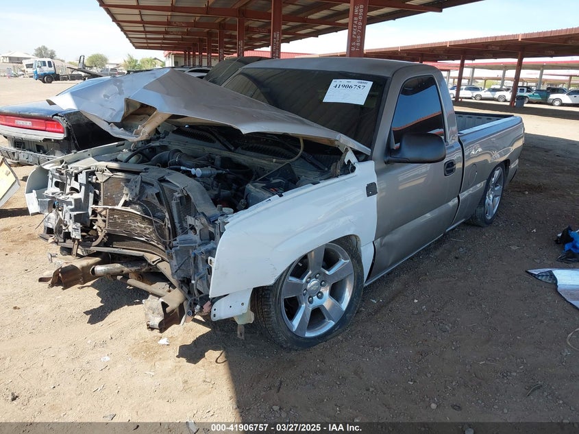 1GCEC14W1YZ366283 2000 CHEVROLET SILVERADO photo no. 2