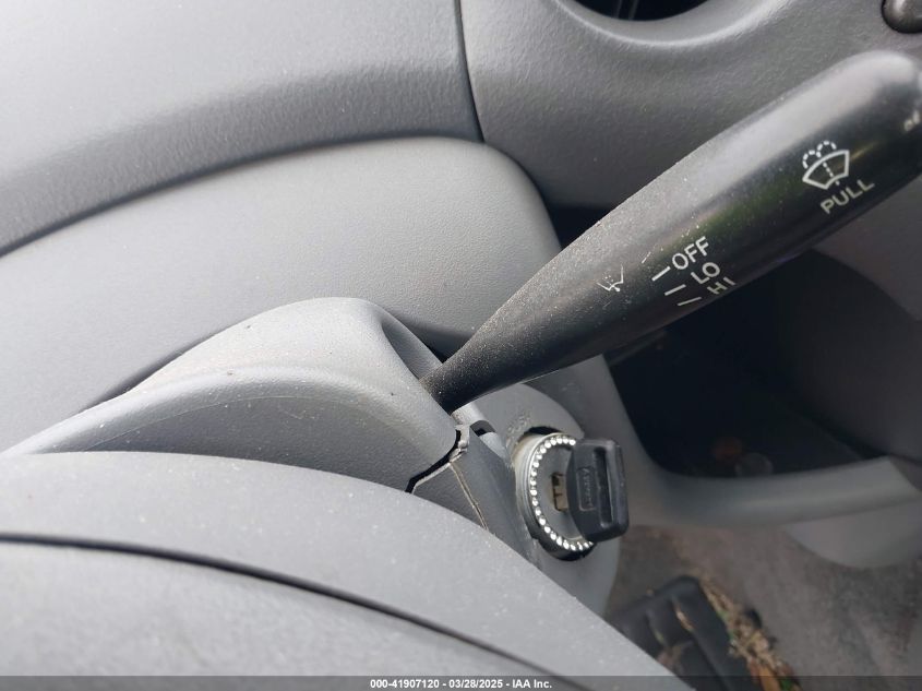 2001 Toyota Echo VIN: JTDAT123110172547 Lot: 41907120