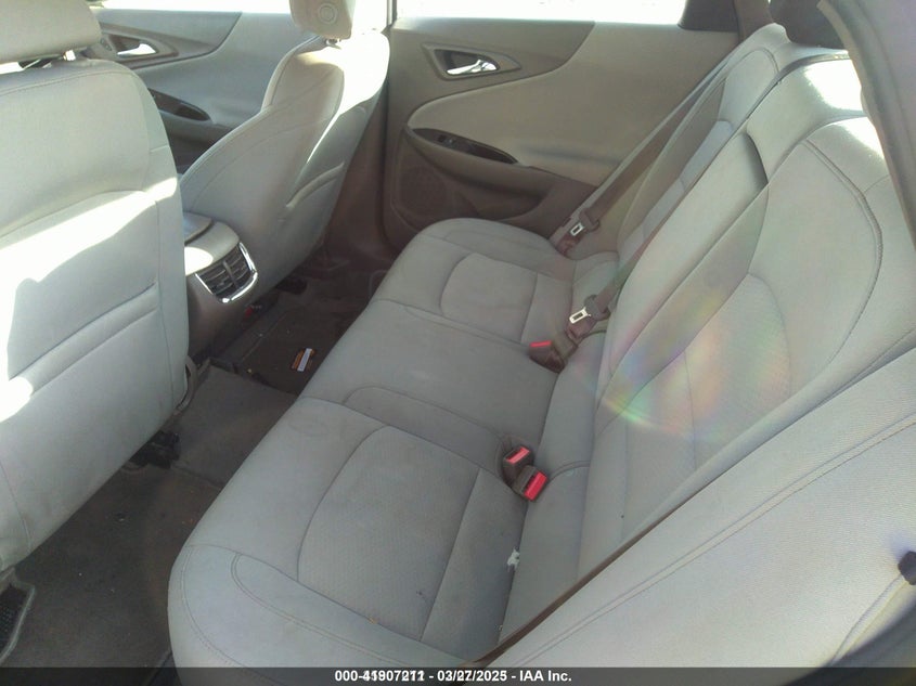 2017 CHEVROLET MALIBU VIN: 1G1ZE5ST8HF222400