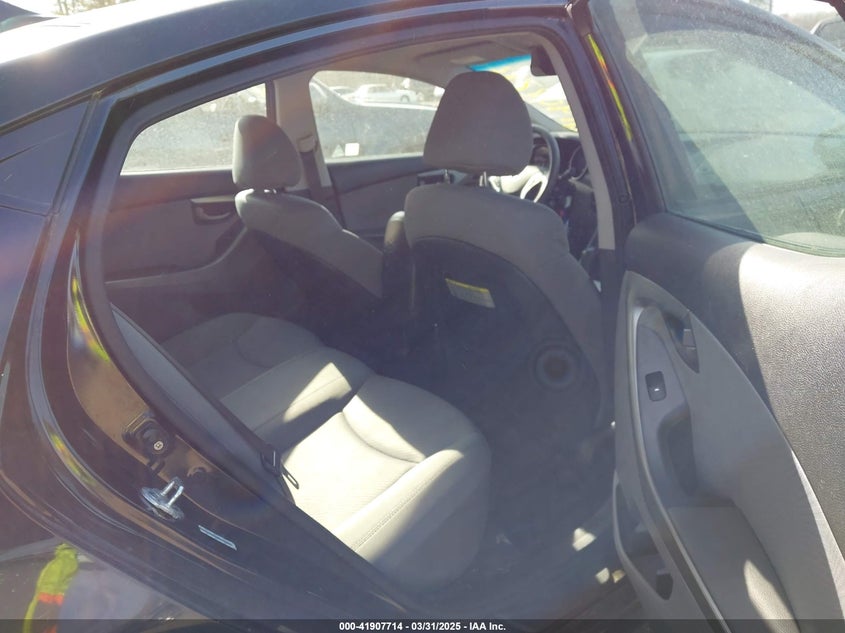 2011 HYUNDAI ELANTRA VIN: KMHDH4AE7BU096521