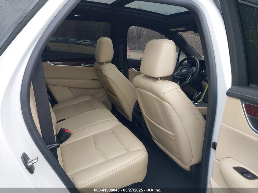 2017 CADILLAC XT5 LUXURY - 1GYKNBRS3HZ214721