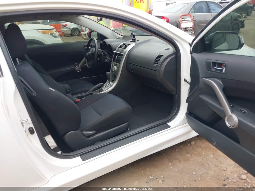 2009 TOYOTA SCION TC VIN: JTKDE167090281199