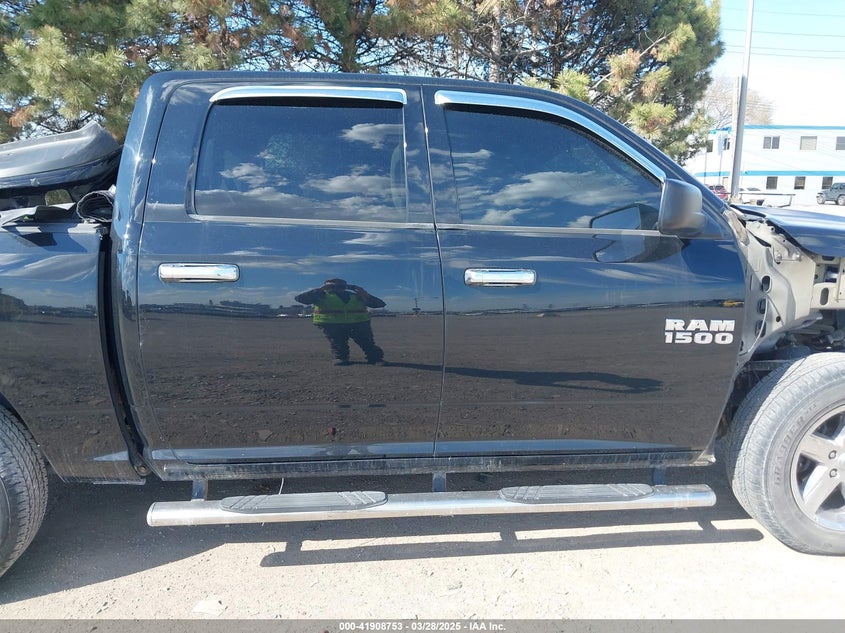 2014 RAM 1500 VIN: 1C6RR7KT0ES203518
