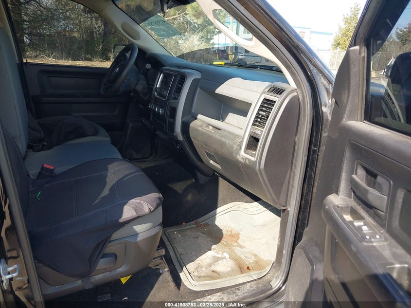 2014 RAM 1500 VIN: 1C6RR7KT0ES203518