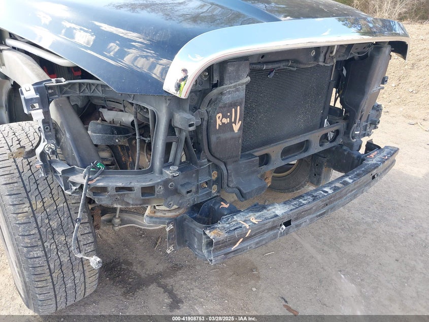 2014 RAM 1500 VIN: 1C6RR7KT0ES203518
