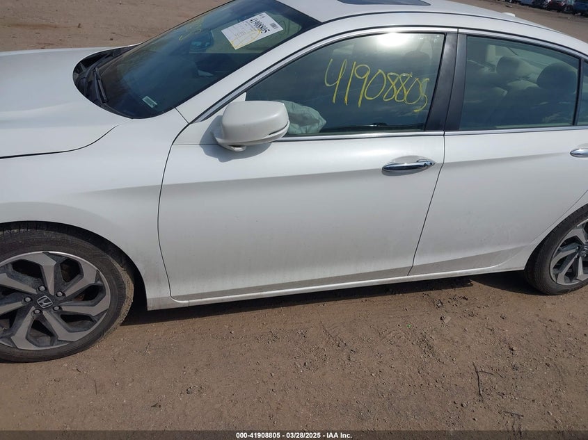 2016 HONDA ACCORD VIN: 1HGCR2F8XGA094146