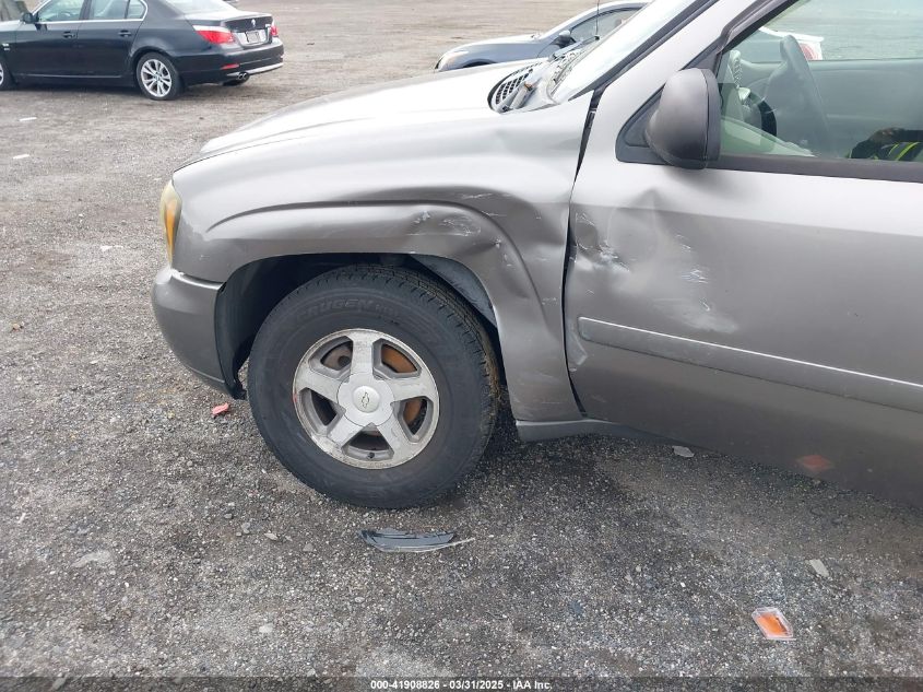 2006 Chevrolet Trailblazer Ls VIN: 1GNDS13S562137938 Lot: 41908826