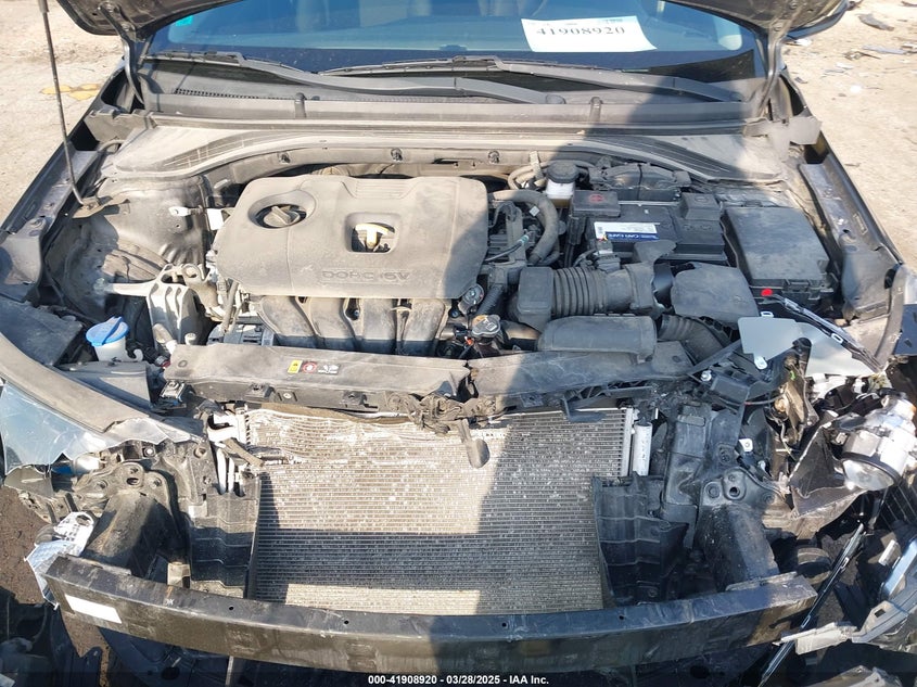 2020 HYUNDAI ELANTRA SEL - 5NPD84LF5LH555860