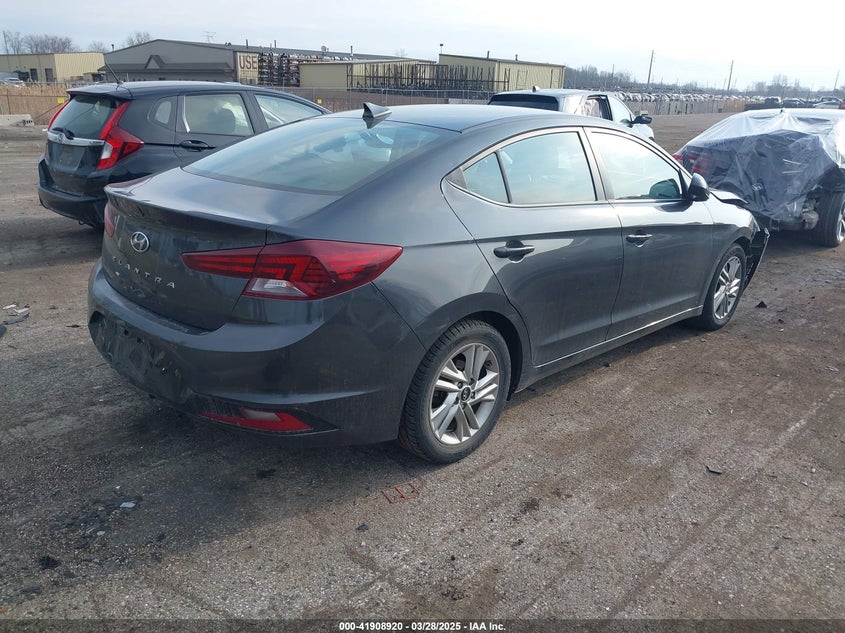 2020 HYUNDAI ELANTRA SEL - 5NPD84LF5LH555860
