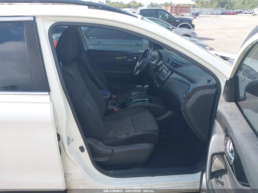 2017 NISSAN ROGUE SPORT VIN: JN1BJ1CP7HW007270