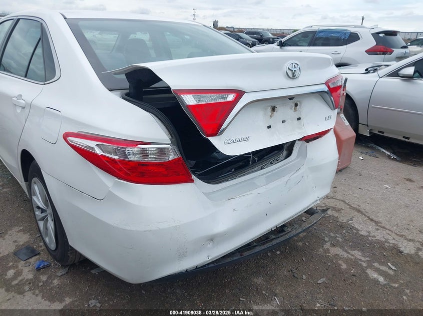 2017 TOYOTA CAMRY VIN: 4T1BF1FK7HU732907