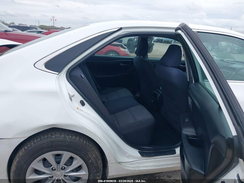 2017 TOYOTA CAMRY VIN: 4T1BF1FK7HU732907