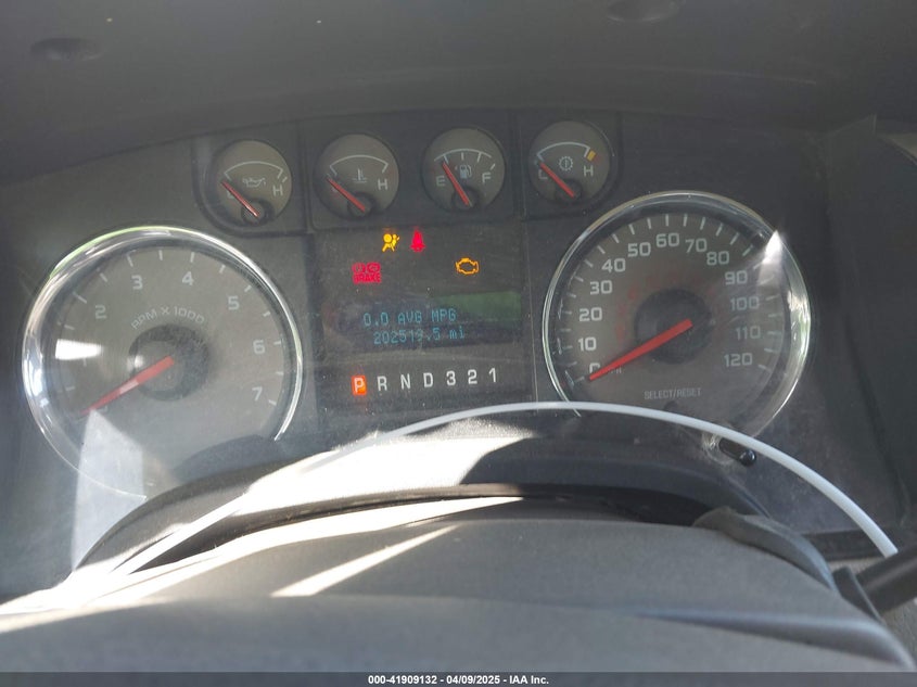 2010 FORD F-150 VIN: 1FTFX1EV2AFB10966