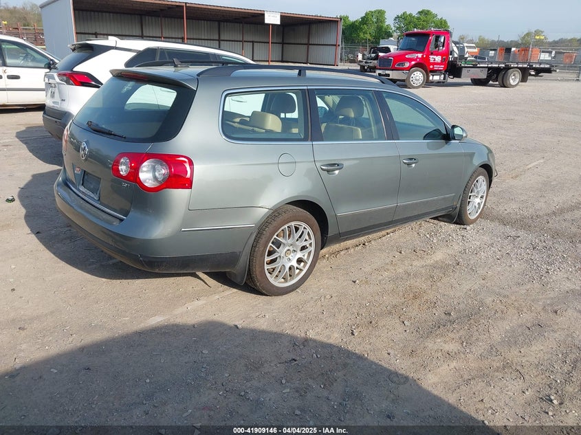 2008 VOLKSWAGEN PASSAT VIN: WVWLK73C58E114788