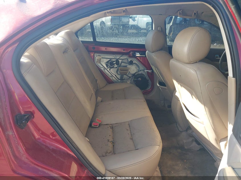 2007 FORD FUSION VIN: 3FAHP08Z37R158236
