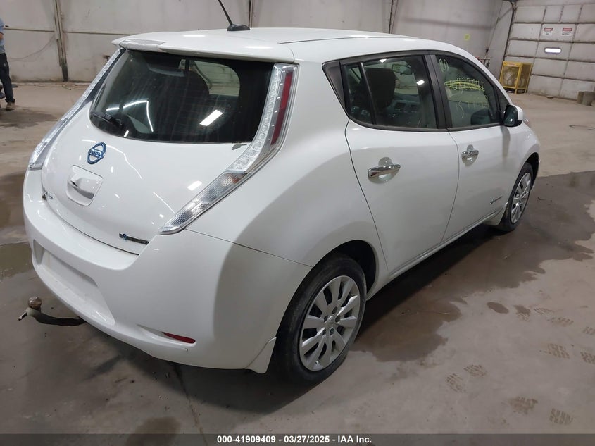 2015 NISSAN LEAF S - 1N4AZ0CP1FC322663