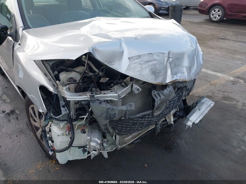 2010 TOYOTA COROLLA VIN: JTDBU4EE7A9111604
