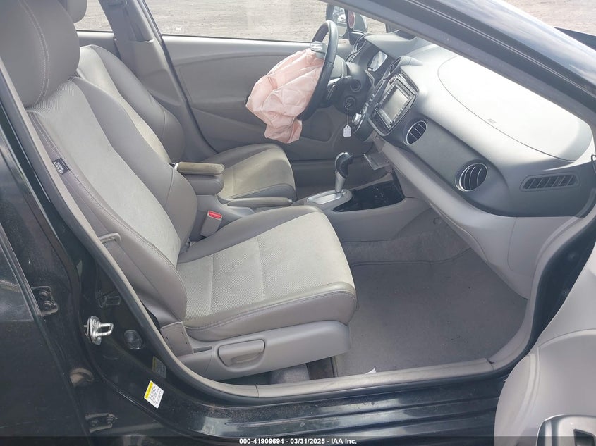 2012 HONDA INSIGHT VIN: JHMZE2H72CS000160