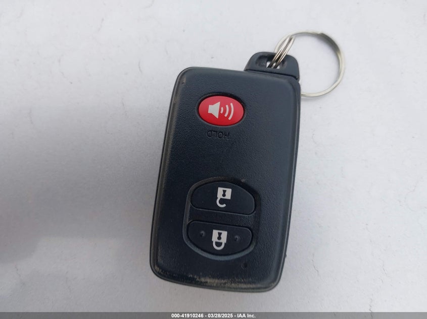 2013 TOYOTA PRIUS VIN: JTDKN3DU2D5629440