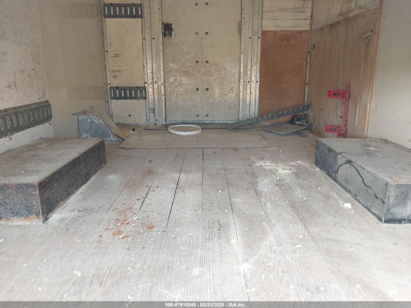 2002 GMC Savana Cutaway Standard VIN: 1GDHG31R321128996 Lot: 41910345