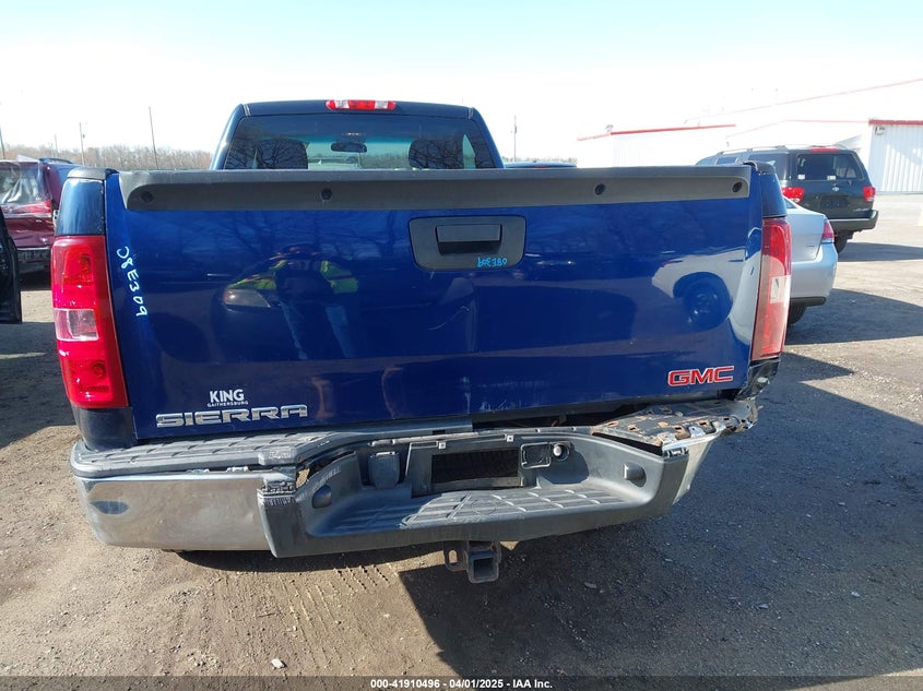2012 CHEVROLET SILVERADO 1500 VIN: 1GCNKPE04CZ147052